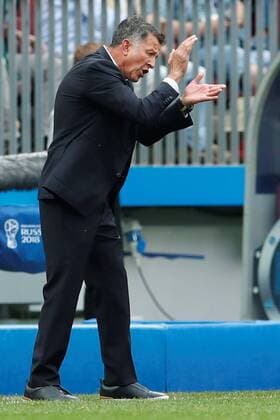 Mexican National soccer team coach Colombian Juan Carlos Osorio during the FIFA World Cup WM Weltmeisterschaft Fussball 2018 Group F soccer match between Germany and Mexico, in Moscow, Russia, 17 June 2018. GERMANY VS. MEXICO !ACHTUNG: NUR REDAKTIONELLE NUTZUNG!  Copyright: xAlbertoxEstevezx FWC09-74 20180617-636648524274846481