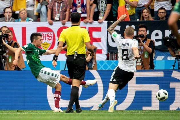 180617 Hirving Lozano of Mexico scores 0 1 during the FIFA World Cup group stage match between Germany and Mexico on June 17, 2018 in Moscow Photo Petter Arvidson BILDBYRAN Code PA 92069  Copyright: PETTERxARVIDSON BB180617PA058