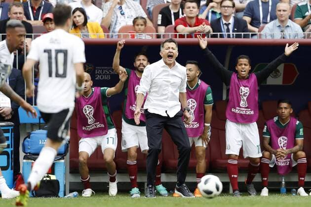coach Juan Carlos Osorio of Mexico during the 2018 FIFA World Cup WM Weltmeisterschaft Fussball Russia group F match between Germany and Mexico at the Luzhniki Stadium on June 17, 2018 in Moscow, Russia FIFA World Cup 2018 Russia 2017 2018 xVIxVIxImagesx xMauricexvanxSteenxWKxIVx 11227873