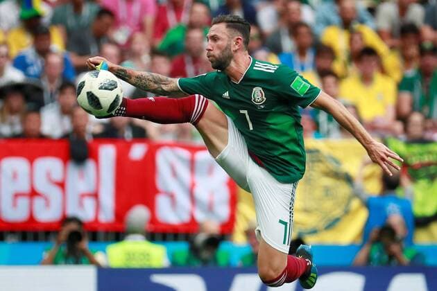 Mexican defender Miguel Layun controls the ball during the FIFA World Cup WM Weltmeisterschaft Fussball 2018 Group F soccer match between Germany and Mexico, in Moscow, Russia, 17 June 2018. GERMANY VS. MEXICO !ACHTUNG: NUR REDAKTIONELLE NUTZUNG!  Copyright: xJosexMendezx FWC09-117 20180617-636648548181091749