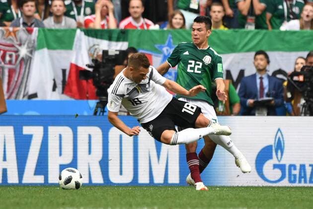 Soccer Men Season 2017 18 World Championships in Russia Group F 1 Gameday Luschniki Stadium Moscow Germany Mexico Joshua Kimmich Nr 18 Germany Hirving Lozano Nr 22 Mexico 17 06 2018 Copyright: xMatthiasxKochx