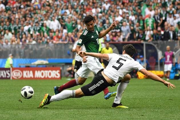 Soccer Men Season 2017 18 World Championships in Russia Group F 1 Gameday Luschniki Stadium Moscow Germany Mexico Carlos Vela No 11 Mexico Mats Hummels No 5 Germany 17 06 2018 Copyright: xMatthiasxKochx