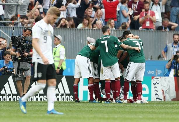 Timo Werner disappointed Hirving Lozano 1 0 Mexico rejoices joy Emotion rejoicing Jubilation after 1 0 Sport Soccer Football FIFA World Cup Russia Russia 2018 Season 2017 2018 17 06 2018 BRG Germany GER vs Mexico MEX