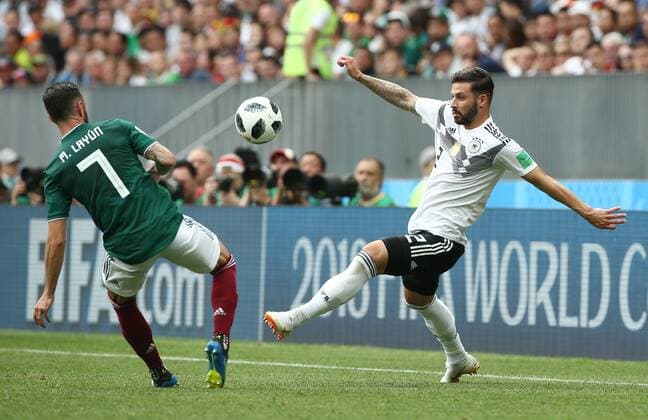 Miguel Layun Marvin Plattenhardt Action Match scene Battle Sport Football FIFA World Cup Russia Russia 2018 Season 2017 2018 17 06 2018 BRG Germany GER vs Mexico MEX