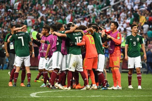 Soccer Men Season 2017 18 World Cup in Russia Group F 1 Gameday Luschniki Stadium Moscow Germany Mexico Cheering after the final whistle on the team from Mexico 17 06 2018 Copyright: xMatthiasxKochx