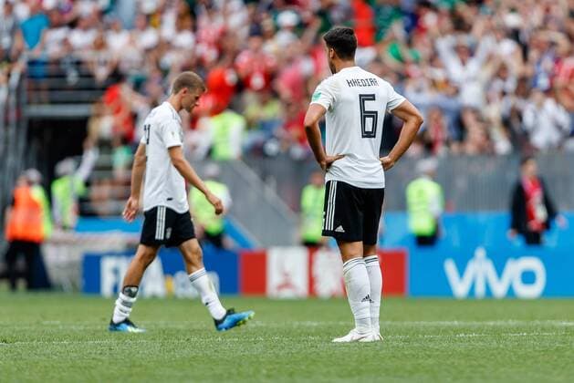 Moscow Russia 17 06 2018 FIFA World Cup Group F Germany Mexico Thomas Mueller GER and Sami Khedira GER disappointed with conceding goal by Hirving Lozano MEX DeFodi507