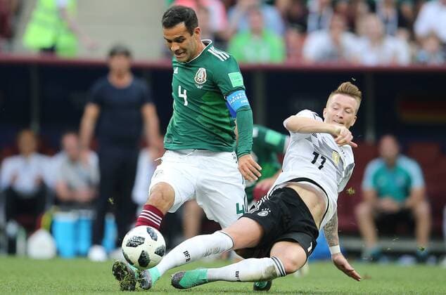 17.06.2018. Moscow, Russian: Hernandez and Reus in action during the FIFA World Cup WM Weltmeisterschaft Fussball Russia 2018, Group F, football match between GERMANY v MEXICO in Luzhniki Stadium in Moscow.  Copyright: xMarcoxIacobuccix xIPAx xMarcoxIacobuccix