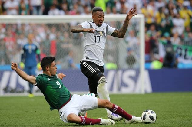 17.06.2018. Moscow, Russian: Boateng and Jimenez in action during the FIFA World Cup WM Weltmeisterschaft Fussball Russia 2018, Group F, football match between GERMANY v MEXICO in Luzhniki Stadium in Moscow.  Copyright: xMarcoxIacobuccix xIPAx xMarcoxIacobuccix