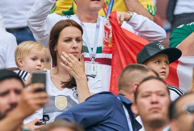 Germany - Mexico, Soccer, Moscow, June 17, 2018 Jessica Farber, wife of Tony Kroos 8 son Leon, daughter Amelie, GERMANY - MEXICO 0-1 FIFA World Cup WM Weltmeisterschaft Fussball 2018 RUSSIA, Group F, Season 2018 2019, June 17, 2018 L u z h n i k i Stadium in Moscow, Russia. Photo: MAGICS Peter Schatz