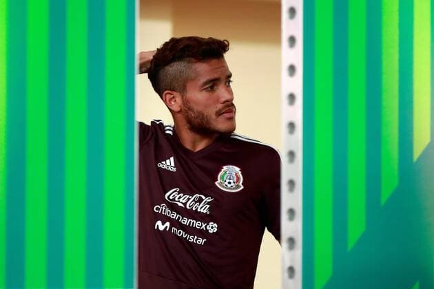 Mexico s player Jonathan Dos Santos arrives for a press conference PK Pressekonferenz in Moscow, Russia, 18 June 2018. Mexico will face South Korea in the FIFA 2018 World Cup Group F soccer match at Rostov Arena on 23 June. Press conference of Mexico !ACHTUNG: NUR REDAKTIONELLE NUTZUNG!  Copyright: xJoséxMéndezx(es-ES)x MOS01 20180618-636649240534755158