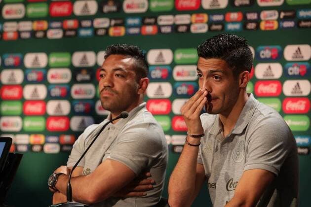 June 19, 2018 - EUM20180619DEP10.JPG.MOSCÃö, Rusia SoccerFutbol-Mexico.- Los futbolistas mexicanos Raul Jimenez y Marco Fabian atienen a medios de comunicacion este martes 19 de junio de 2018 en el marco de su preparacion para el choque ante el combinado de Corea del Sur, duelo correspondiente a la actividad del Grupo F dentro del Mundial de Rusia 2018. Foto: Agencia EL UNIVERSALLuis CortesEVZ. Latin News: June 19, 2018  - ZUMAu78_ 20180619_zaf_u78_519 Copyright: xElxUniversalx