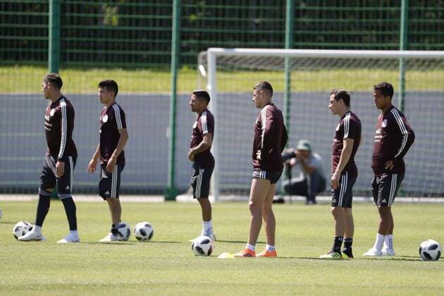 June 20, 2018 - EUM20180620DEP08.JPG .MOSCÃö, Rusia SoccerFutbol-Seleccion.- La Seleccion Mexicana de futbol realiza su entrenamiento correspondiente a este miercoles 20 de junio de 2018, como parte de su preparacion para el choque ante el combinado de Corea del Sur, duelo correspondiente a la actividad del Grupo F dentro del Mundial de Rusia 2018 que tendra lugar este sabado 23 de junio. Foto: Agencia EL UNIVERSALLuis CortesAFBV Latin News: June 20, 2018  - ZUMAu78_ 20180620_zaf_u78_517 Copyright: xElxUniversalx
