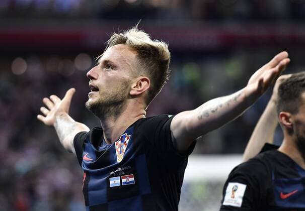 (180621) -- NIZHNY NOVGOROD, June 21, 2018 -- Ivan Rakitic of Croatia celebrates his scoring during the 2018 FIFA World Cup WM Weltmeisterschaft Fussball Group D match between Argentina and Croatia in Nizhny Novgorod, Russia, June 21, 2018. Croatia won 3-0. ) (SP)RUSSIA-NIZHNY NOVGOROD-2018 WORLD CUP-GROUP D-ARGENTINA VS CROATIA ChenxYichen 