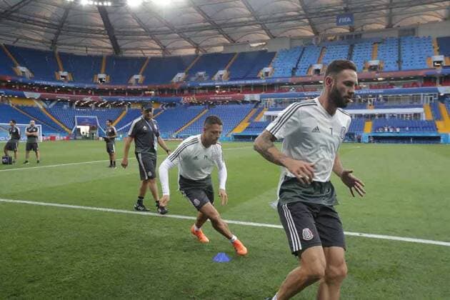 June 22, 2018 - EUM20180622DEP04.JPG.ROSTOV, Rusia, SoccerFutbol-Mundial.- 22 de junio de 2018. Sesion de entrenamiento de la Seleccion Mexicana de futbol en el Estadio Rostov Arena, previo al partido que tendran ante su similar de Corea del Sur este sabado, como parte de las actividades de fase de grupos del Mundial de Rusia. Foto: Agencia EL UNIVERSALLuis CortesMAR. Latin News: June 22, 2018  - ZUMAu78_ 20180622_zaf_u78_513 Copyright: xElxUniversalx