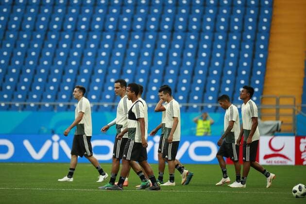 WM 2018, Training Nationalteam Mexiko Mexico s players participate in a training session in Rostov-on-Don, Russia 22 June 2018. South Korea will play Mexico in their FIFA World Cup WM Weltmeisterschaft Fussball 2018 Group F match 23 June 2018. Mexico training !ACHTUNG: NUR REDAKTIONELLE NUTZUNG!  Copyright: xJoséxMéndezx ROS109 20180622-636652999725875349