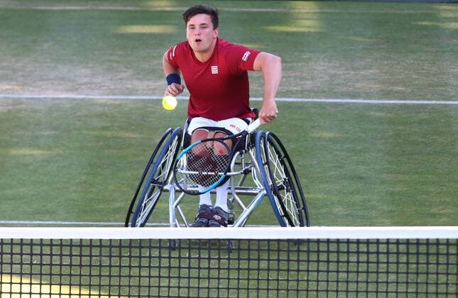 Rohlstuhltennis, Queens Club London June 22, 2018 - London, United Kingdom - Gordon Reid (GBR) .during Fever-Tree Championships Wheelchair Doubles Event match between Alfie Hewett and Gordon Reid (GBR) against Stephane Houdet and Nicolas Peifer (FRA) at The Queen s Club, London, on 22 June 2018 Fever-Tree Championships - Wheelchair Tennis  - ZUMAn230 20180622_zaa_n230_991 Copyright: xKieranxGalvinx