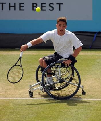 Tennis - 2018 Queen™s Club Fever-Tree Championships - Day Six, Saturday Men™s Wheelchair, Semi-Final : Alfie Hewett (GBR) vs. Stefan Olsson (SWE) Alfie Hewett , on Court 1. COLORSPORT ANDREW COWIE 