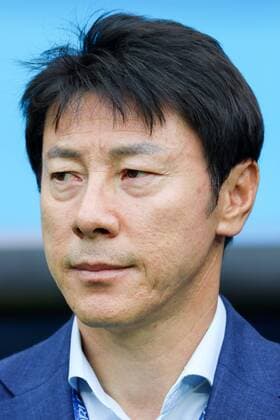 WM 2018, SÃ¼dkorea - Mexiko ROSTOV-ON-DON, RUSSIA â€“ JUJNE 23, 2018: South Korea s manager Shin Tae-yong looks on ahead of their 2018 FIFA World Cup WM Weltmeisterschaft Fussball Group F football match against Mexico at Rostov Arena Stadium. Sergei Savostyanov TASS  TS085E72