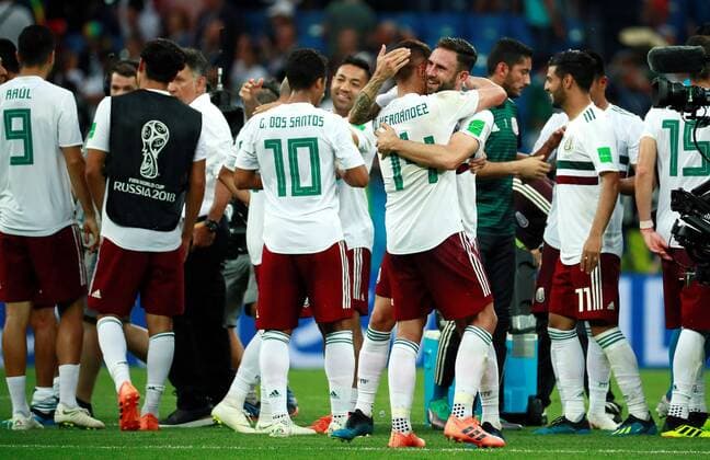 WM 2018, Südkorea - Mexiko Mexican players celebrate at the end of the FIFA World Cup WM Weltmeisterschaft Fussball 2018 Group F soccer match between Korea Republic and Mexico, in Rostov-On-Don, Russia, 23 June 2018. KOREA REPUBLIC VS. MEXICO !ACHTUNG: NUR REDAKTIONELLE NUTZUNG!  Copyright: xJosexMendezx FWC28-118 20180623-636653775504160452