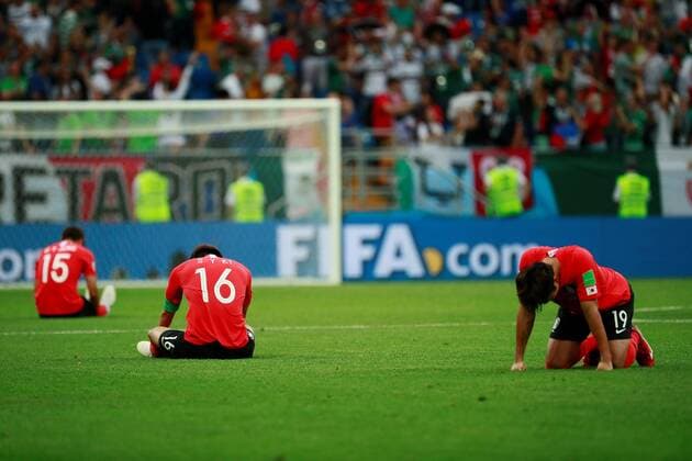 WM 2018, Südkorea - Mexiko South Korean players at the end of the FIFA World Cup WM Weltmeisterschaft Fussball 2018 Group F soccer match between Korea Republic and Mexico, in Rostov-On-Don, Russia, 23 June 2018. KOREA REPUBLIC VS. MEXICO !ACHTUNG: NUR REDAKTIONELLE NUTZUNG!  Copyright: xJosexMendezx FWC28-122 20180623-636653776909645904