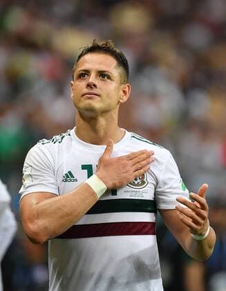 WM 2018, Südkorea - Mexiko (180623) -- ROSTOV-ON-DON, June 23, 2018 -- Javier Hernandez of Mexico greets the audience after the 2018 FIFA World Cup WM Weltmeisterschaft Fussball Group F match between South Korea and Mexico in Rostov-on-Don, Russia, June 23, 2018. Mexico won 2-1. ) (SP)RUSSIA-ROSTOV-ON-DON-2018 WORLD CUP-GROUP F-SOUTH KOREA VS MEXICO LixGa 