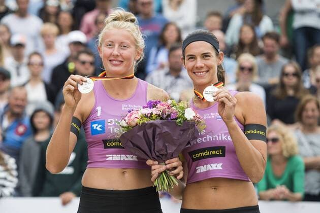 Techniker Beach Tour 2018, Duesseldorf, Leonie Koertzinger Kira Walkenhorst, +++ MalteChristians HOCHZWEI +++ Duesseldorf Germany