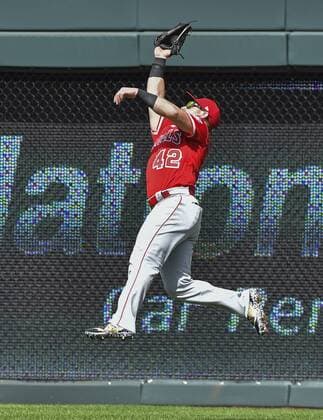 June 25, 2018 - Kansas City, MO, USA - Los Angeles Angels right fielder Kole Calhoun snags a line drove for an out on Kansas City Royals Salvador Perez to end the third inning during Monday s baseball game on June 25, 2018, at Kauffman Stadium in Kansas City, Mo. Angels vs Royals - ZUMAm67_ 20180625_zaf_m67_017 Copyright: xJohnxSleezerx