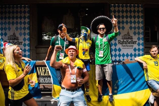 180627 Swedish and Mexican fans ahead of the FIFA World Cup group stage match between Mexico and Sweden on June 27, 2018 in Ekaterinburg Photo Petter Arvidson BILDBYR N Code PA 87737  Copyright: PETTERxARVIDSON BB180627PA017