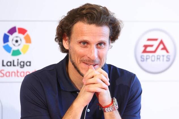 MOSCOW, RUSSIA - JUNE 27, 2018: Uruguayan football player Diego Forlan at a press conference PK Pressekonferenz marking the opening of LaLiga Space 2018, an interactive exhibition organised by LaLiga Santander, the top divistion of Spain s professional football league; at Moscow s GUM Shopping Mall. Alexander Shcherbak TASS  TS0869C3