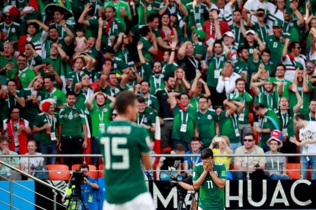 Mexican forward Vela (R) reacts during the FIFA World Cup WM Weltmeisterschaft Fussball 2018 Group F soccer match between Mexico and Sweden, in Ekaterinburg, Russia, 27 June 2018. MEXICO VS. SWEDEN !ACHTUNG: NUR REDAKTIONELLE NUTZUNG!  Copyright: xJosexMendezx FWC42-70 20180627-636657133320589871