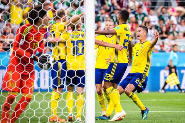 180627 Players of Sweden celebrates the 0 3 goal during the FIFA World Cup group stage match between Mexico and Sweden on June 27, 2018 in Ekaterinburg Photo Joel Marklund BILDBYR N Code JM 87737  Copyright: JOELxMARKLUND BB180627JM100