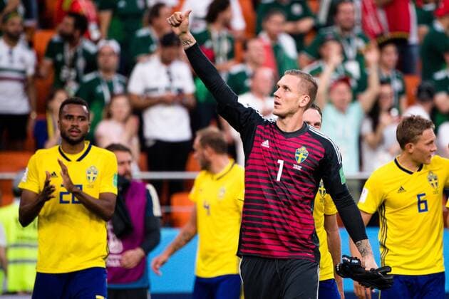 180627 goalkeeper Robin Olsen of Sweden celebrates after the FIFA World Cup group stage match between Mexico and Sweden on June 27, 2018 in Ekaterinburg Photo Joel Marklund BILDBYRAN Code JM 87737  Copyright: JOELxMARKLUND BB180627JM115