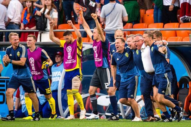 180627 head coach Janne Andersson of Sweden celebrates after the FIFA World Cup group stage match between Mexico and Sweden on June 27, 2018 in Ekaterinburg Photo Petter Arvidson BILDBYR N Code PA 87737  Copyright: PETTERxARVIDSON BB180627PA148