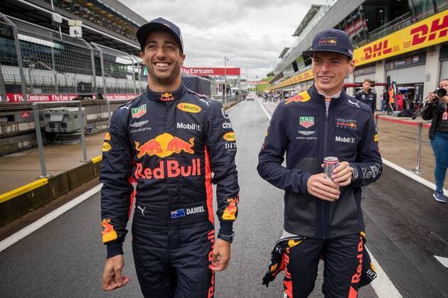 28 06 2018 Red Bull Ring Spielberg AUT FIA Formula 1 Grand Prix of Austria Pre-race reports in the picture Daniel Ricciardo AUS Red Bull Racing Max Verstappen NED Red Bull Racing Australian Formula One drive Daniel Ricciardo of Red Bull Racing Dutch Formula One driver Max Verstappen of Red Bull Racing during the Austrian FIA Formula One Grand Prix at the Red Bull Ring at Spielberg France on 2018 06 28 Spielberg  EP_ang