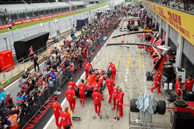 FORMULA 1 - GP of Austria 2018 SPIELBERG,AUSTRIA,28.JUN.18 - MOTORSPORTS, FORMULA 1 - Grand Prix of Austria, Red Bull Ring, preview. Image shows the pitlane walk. GEPAxpictures xChristianxWalgram