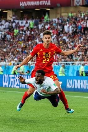 Sport - Bilder des Tages 28th June 2018, Kaliningrad Stadium, Kaliningrad, Russia; FIFA World Cup WM Weltmeisterschaft Fussball Football, Group G, England versus Belgium; Leander Dendoncker of Belgium fouls Danny Rose of England  ActionPlus12041732 UlrikxPedersen