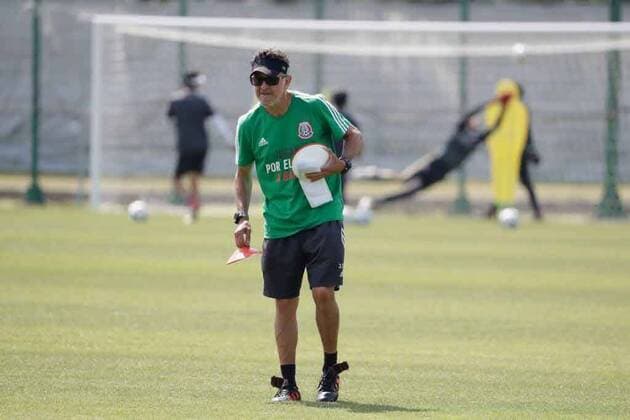 WM 2018, Training Nationalteam Mexiko June 29, 2018 - EUM20180629DEP16.JPG.MOSCÃö, Rusia, SoccerFutbol-Mundial-Mexico.- El DT de la Seleccion Mexicana, Juan Carlos Osorio, durante sesion de entrenamiento, este 29 de junio de 2018, de cara al partido del lunes ante su similar de Brasil; encuentro correspondiente a los octavos de final del Mundial de Rusia. Foto: Agencia EL UNIVERSALLuis CortesMAR. Latin News: June 29, 2018  - ZUMAu78_ 20180629_zaf_u78_016 Copyright: xElxUniversalx