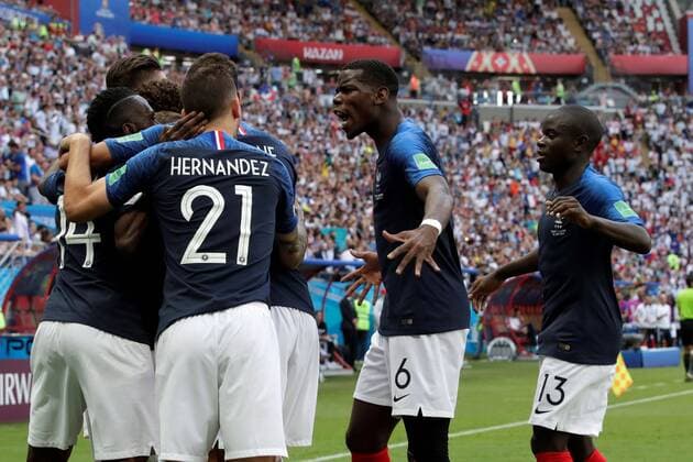 WM 2018, Frankreich - Argentinien French players celebrate their teammate French forward Antoine Griezmann s goal during the FIFA World Cup WM Weltmeisterschaft Fussball 2018 round of 16 soccer match between France and Argentina, at Kazan Arena in Kazan, Russia, 30 June 2018. FRANCE VS. ARGENTINA !ACHTUNG: NUR REDAKTIONELLE NUTZUNG!  Copyright: xJulioxMunozx FWC49-60 20180630-636659729321896110