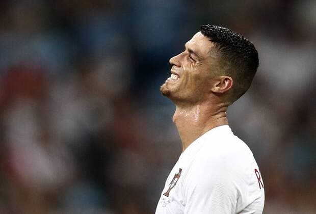 Sport Themen der Woche KW26 Sport-Bilder des Tages WM 2018, Uruguay - Portugal SOCHI, RUSSIA â€“ JUNE 30, 2018: Portugal s Cristiano Ronaldo reacts in their 2018 FIFA World Cup WM Weltmeisterschaft Fussball Round of 16 football match against Uruguay at Fisht Stadium. Team Uruguay won the game 2:1. Valery Sharifulin TASS  TS08748A