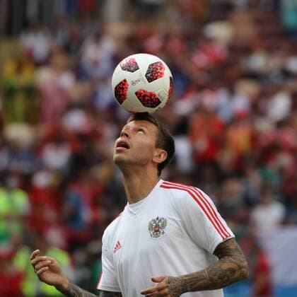 July 01, 2018, Russia, Moscow, FIFA World Cup WM Weltmeisterschaft Fussball 2018, the playoff round. Football match Spain - Russia at the stadium Luzhniki. Player of the national team Nationalteam Fedor Smolov MaksimxKonstantinov 