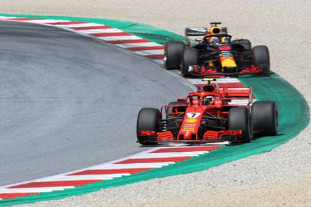 FORMULA 1 - GP of Austria 2018 SPIELBERG,AUSTRIA,01.JUL.18 - MOTORSPORTS - Grand Prix of Austria, Red Bull Ring. Image shows Kimi Raikkoenen (FIN Ferrari) and Daniel Ricciardo (AUS Red Bull Racing). GEPAxpictures xChristianxWalgram