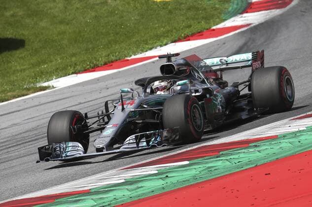 FORMULA 1 - GP of Austria 2018 SPIELBERG,AUSTRIA,01.JUL.18 - MOTORSPORTS - Grand Prix of Austria, Red Bull Ring. Image shows Lewis Hamilton (GBR Mercedes). GEPAxpictures xWolfgangxGrebien