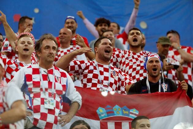 Croatian supporters prior to the FIFA World Cup WM Weltmeisterschaft Fussball 2018 round of 16 soccer match between Croatia and Denmark, at Nizhny Novgorod Stadium, Russia, 1 July 2018. CROATIA VS. DENMARK !ACHTUNG: NUR REDAKTIONELLE NUTZUNG!  Copyright: xKikoxHuescax FWC52-11 20180701-636660712740499678