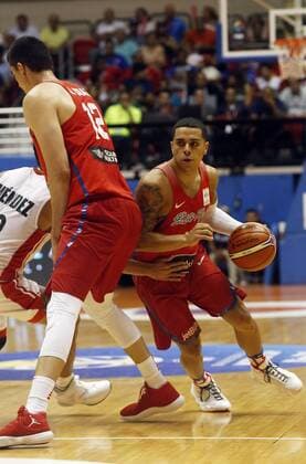 Puerto Rico s Angel Rodriguez (R) in action before Mexico s Orlando Mendez (L) during a game for the FIBA Basketball World Cup 2019 qualifying, in San Juan, Puerto Rico, 1 July 2018. The World Cup will be held next year in China. Puerto Rico - Mexico !ACHTUNG: NUR REDAKTIONELLE NUTZUNG!  Copyright: xThaisxLlorcax SNJ119 20180702-636660976928064331