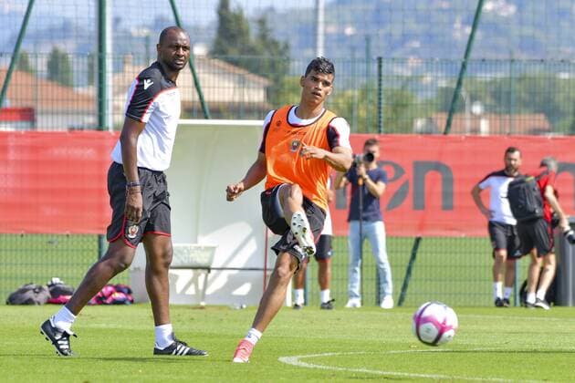 Danilo (OGC Nice) - Patrick Vieira (entraineur de l OGC Nice) FOOTBALL : OGC Nice reprise de l entrainement - Nice - 02 07 2018 NorbertScanella Panoramic 