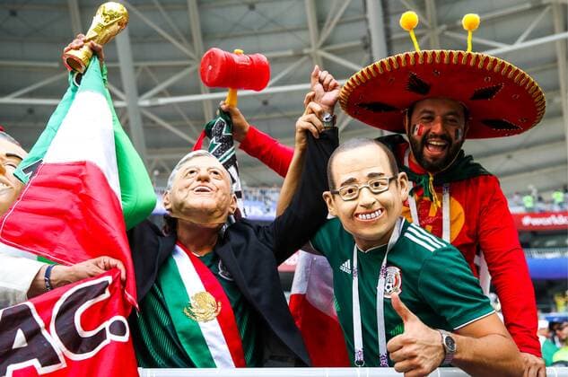 SAMARA, RUSSIA - JULY 2, 2018: Mexican football fans ahead of their team s 2018 FIFA World Cup WM Weltmeisterschaft Fussball Round of 16 match against Brazil at Samara Arena Stadium. Sergei Bobylev TASS  TS08792C
