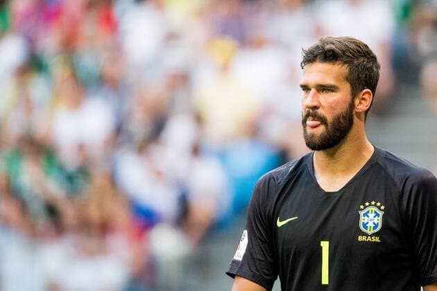 180702 Goalkeeper Alisson of Brazil during the FIFA World Cup WM Weltmeisterschaft Fussball round of 16 match between Brazil and Mexico on July 2, 2018 in Samara. Photo: Petter Arvidson BILDBYRAN kod PA 92081 *** 180702 Goalkeeper Alisson of Brazil during the FIFA World Cup round of 16 match between Brazil and Mexico on July 2, 2018 in Samara Photo Petter Arvidson BILDBYRAN Code PA 92081  Copyright: PETTERxARVIDSON BB180702PA076