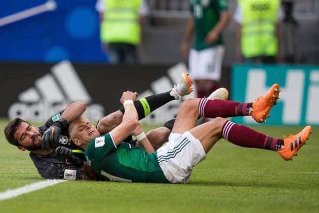 02.07.2018 SAMARA, SAMARA ARENA PILKA NOZNA (FOOTBALL) MISTRZOSTWA SWIATA ROSJA 2018 FIFA World Cup WM Weltmeisterschaft Fussball RUSSIA 2018 1 8 FINAL BRAZYLIA - MEKSYK (BRASIL-MEXICO) NZ JAVIER HERNANDEZ ALISSON FOTO LUKASZ SKWIOT CYFRASPORT NEWSPIX.PL --- Newspix.pl FRANCE OUT!  20180702CSLS0007