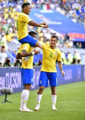 (180702) -- SAMARA, July 2, 2018 -- Neymar (top) of Brazil celebrates scoring with teammates during the 2018 FIFA World Cup WM Weltmeisterschaft Fussball round of 16 match between Brazil and Mexico in Samara, Russia, July 2, 2018. ) (SP)RUSSIA-SAMARA-2018 WORLD CUP-ROUND OF 16-BRAZIL VS MEXICO ChenxYichen 