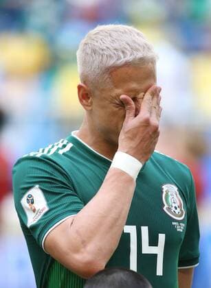 (180702) -- SAMARA, July 2, 2018 -- Javier Hernandez of Mexico is seen prior to the 2018 FIFA World Cup WM Weltmeisterschaft Fussball round of 16 match between Brazil and Mexico in Samara, Russia, July 2, 2018. ) (SP)RUSSIA-SAMARA-2018 WORLD CUP-ROUND OF 16-BRAZIL VS MEXICO LixMing 